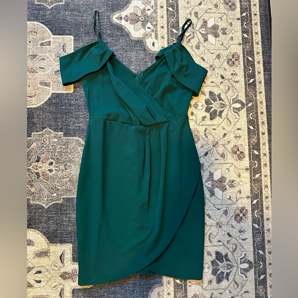 Lulu's green mini dress off shoulder